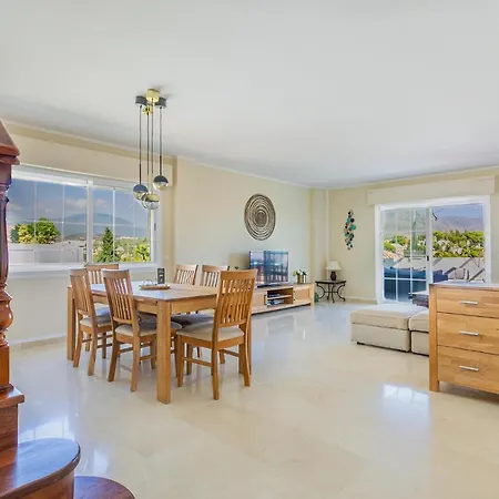 4 Bedroom Holiday Penthouse Near Puerto Banus, In Nueva Andalucia
