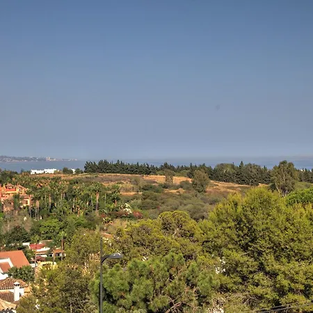 4 Bedroom Holiday Penthouse Near Puerto Banus, In Nueva Andalucia Apartment